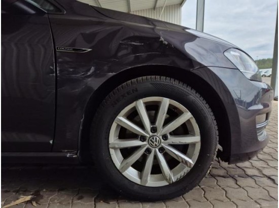 2015 Volkswagen Golf VII Lim. Lounge BMT