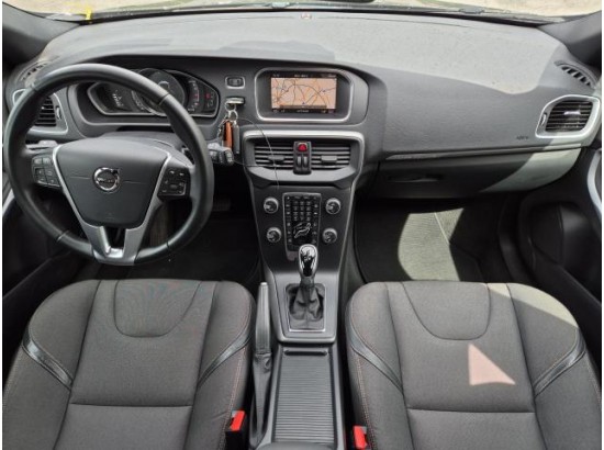 2017 Volvo V40 Cross Country Plus AWD