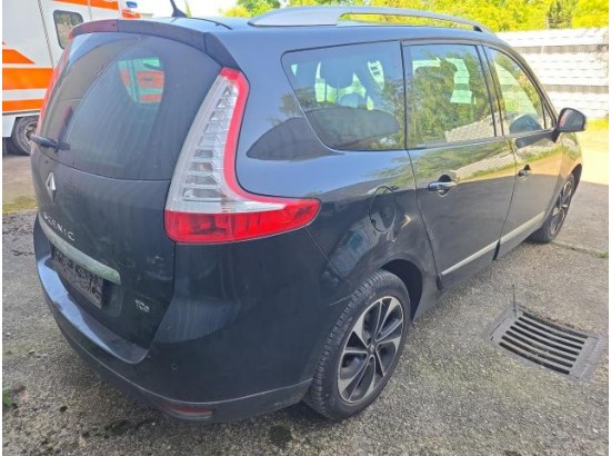 2015 Renault Scenic III Grand BOSE Edition