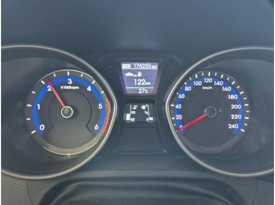 2015 Hyundai i30 cw blue Trend