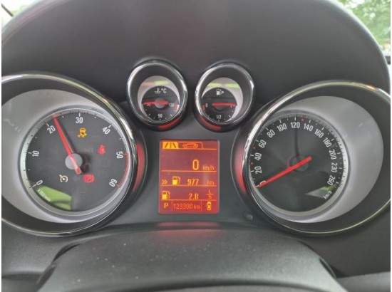 2015 Opel Astra J Sports Tourer Style