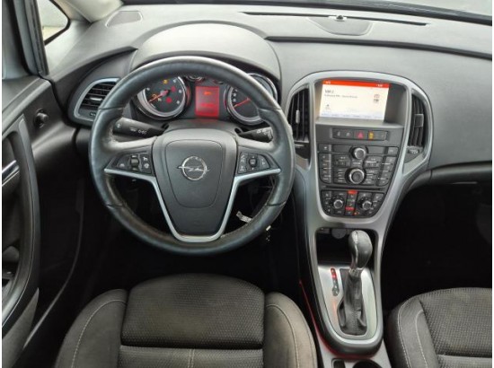 2015 Opel Astra J Sports Tourer Style