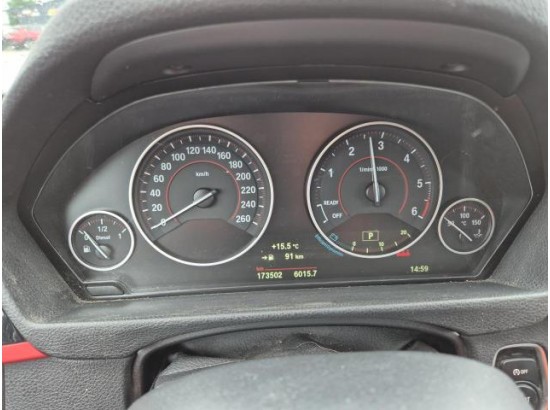 2019 BMW 3er Touring 320 d xDrive Sport Line