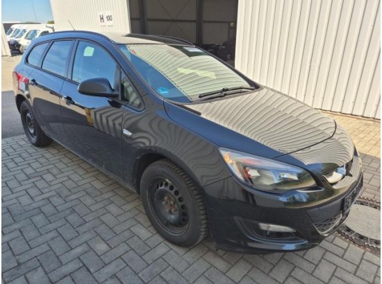 2016 Opel Astra J Sports Tourer Edition