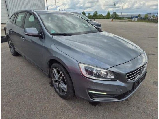 2017 Volvo V60 Kombi Linje Svart