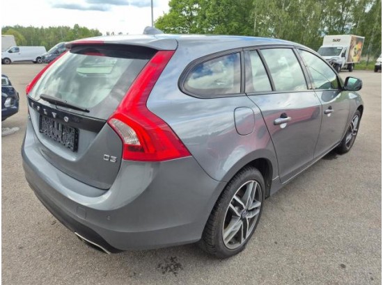 2017 Volvo V60 Kombi Linje Svart