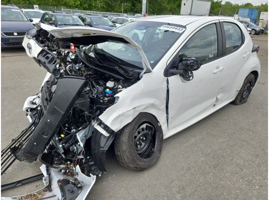 2026 Toyota Yaris Hybrid Business Edition