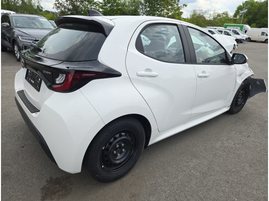 2026 Toyota Yaris Hybrid Business Edition