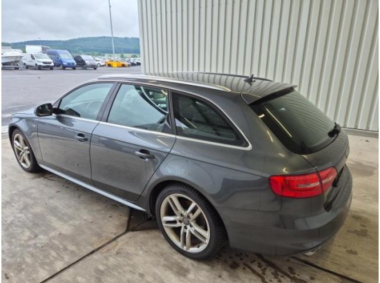 2015 Audi A4 Avant S line Sportpaket / plus