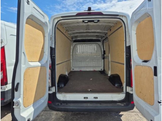 2023 MAXUS Deliver 9 Kasten L3H2 Luxury