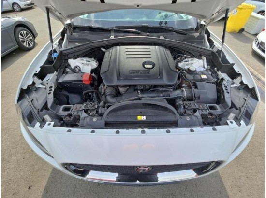 2016 Jaguar F-PACE Prestige AWD