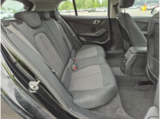 2022 BMW 1er Lim. 116d Advantage