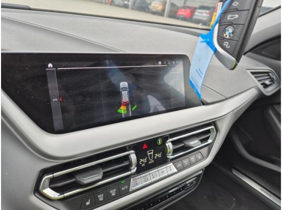 2022 BMW 1er Lim. 116d Advantage