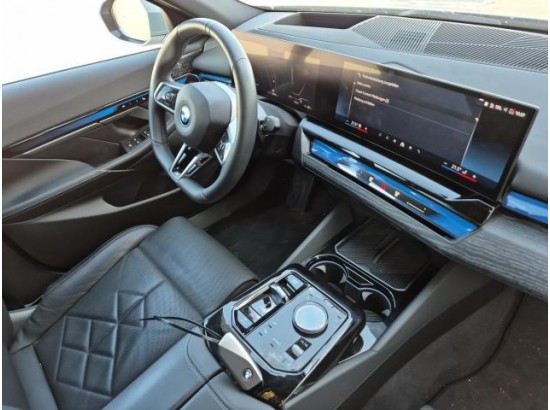 2024 BMW i5 Limousine 40 xDrive M Sport