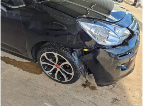 2015 Citroen C3 Red Block