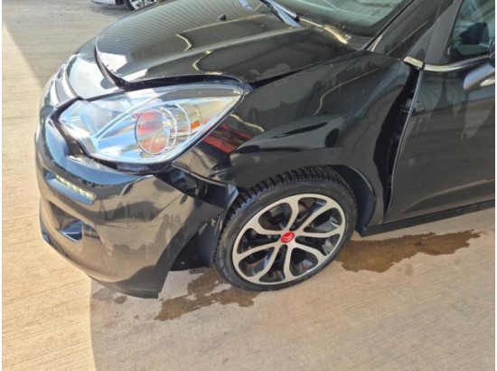 2015 Citroen C3 Red Block