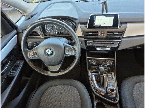 2018 BMW 2er Active Tourer 218i Advantage