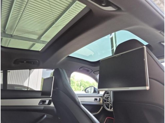 2018 Porsche Panamera 4 S