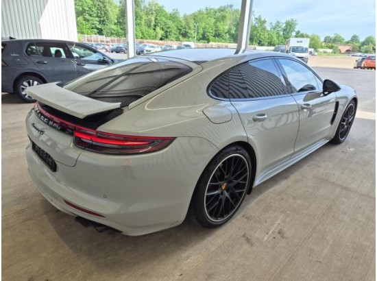 2018 Porsche Panamera 4 S