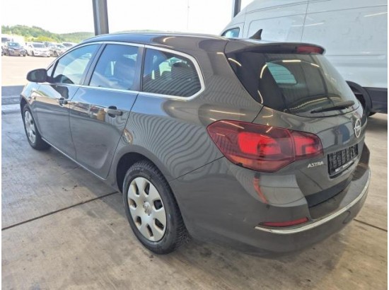 2015 Opel Astra J Sports Tourer Exklusiv