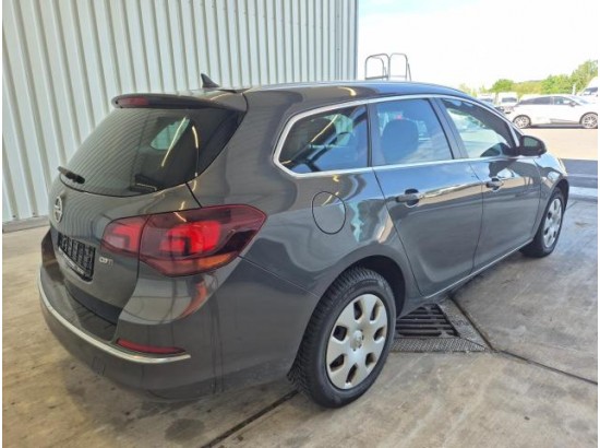 2015 Opel Astra J Sports Tourer Exklusiv