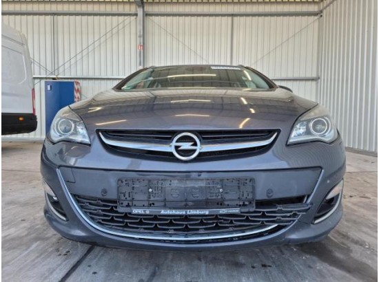 2015 Opel Astra J Sports Tourer Exklusiv