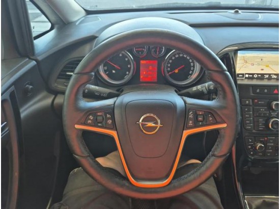 2015 Opel Astra J Sports Tourer Exklusiv