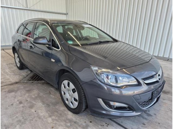 2015 Opel Astra J Sports Tourer Exklusiv