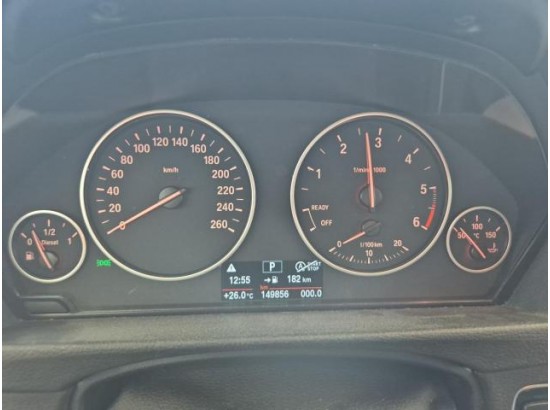 2017 BMW 3er Touring 318 d Advantage