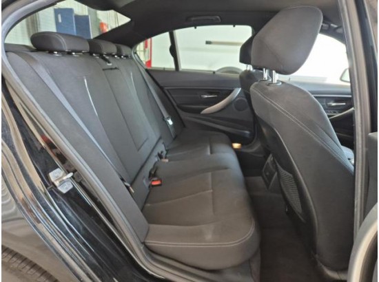 2015 BMW 3er Lim. 318d