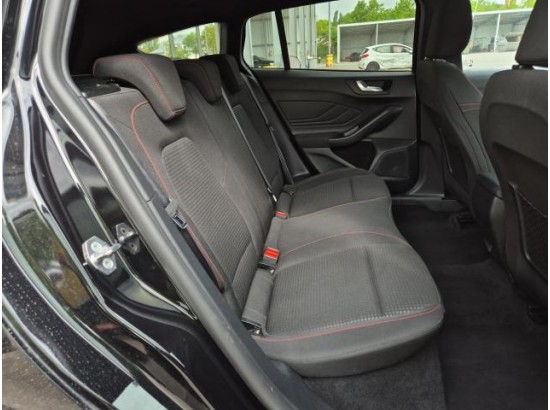 2025 Ford Focus Turnier ST-Line