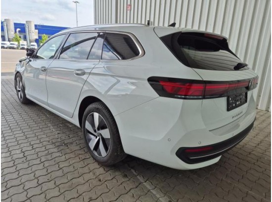 2025 Volkswagen Passat Variant 1.5 eTSI 110 kW Business