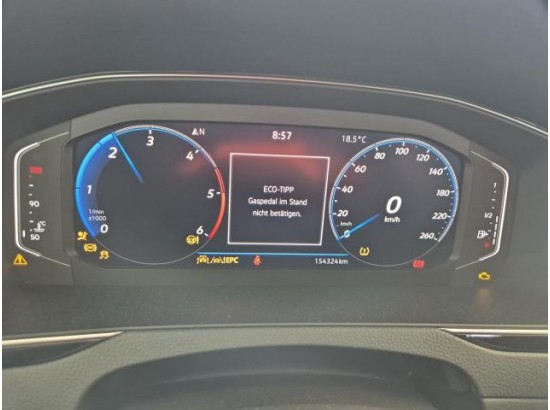 2023 Volkswagen Passat Variant Business