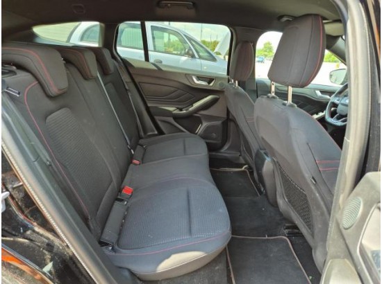 2018 Ford Focus Turnier ST-Line