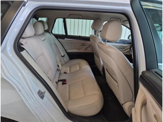 2016 BMW 5er Touring 518 d