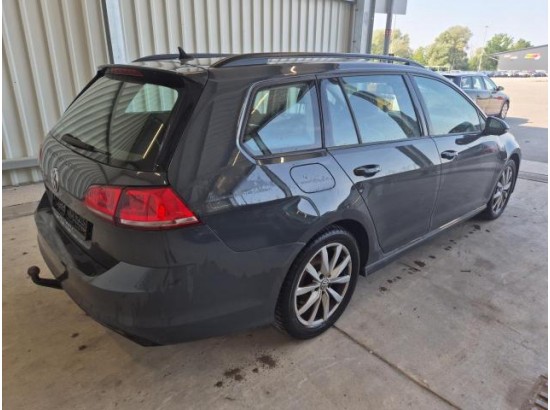 2015 Volkswagen Golf VII Variant Comfortline BMT