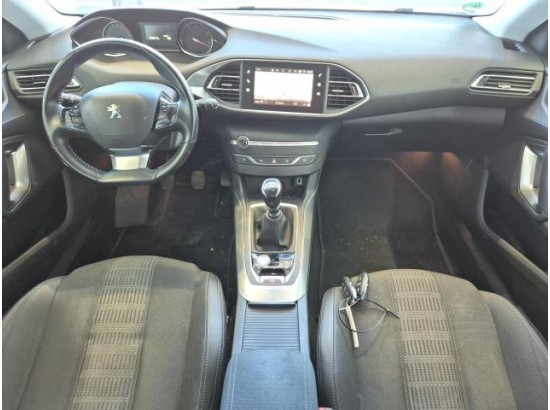 2019 Peugeot 308 Allure