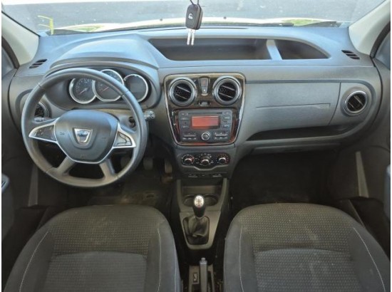 2017 Dacia Dokker Laureate