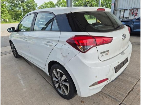 2016 Hyundai i20 YES!