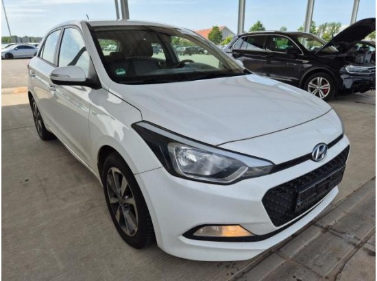 2016 Hyundai i20 YES!