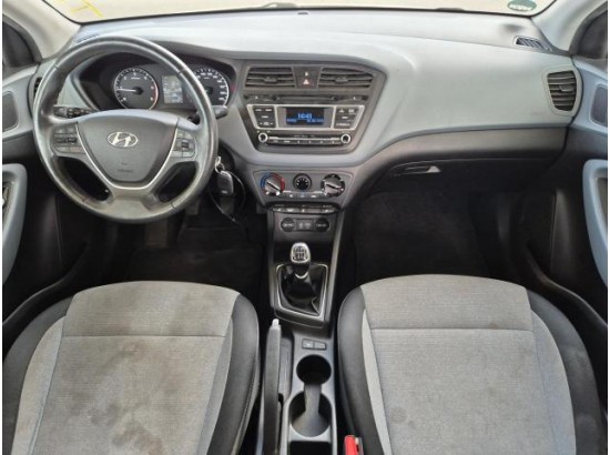 2016 Hyundai i20 YES!