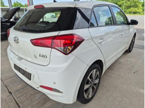 2016 Hyundai i20 YES!