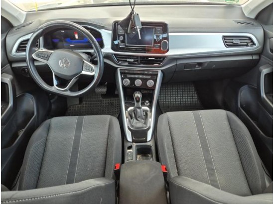 2022 Volkswagen T-Roc Life
