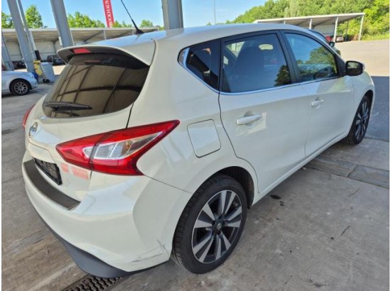 2015 Nissan Pulsar N-Tec