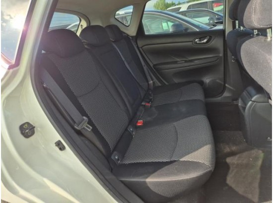 2015 Nissan Pulsar N-Tec