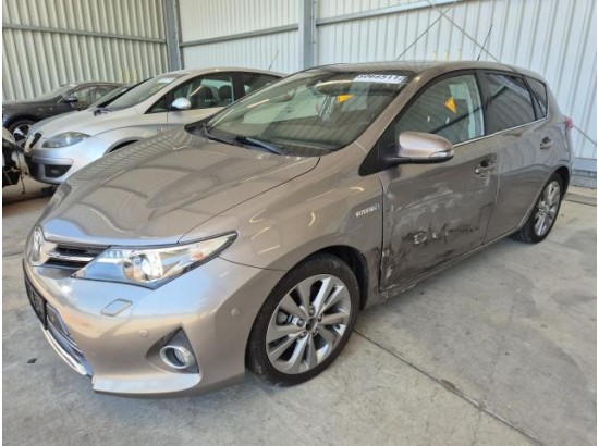 2015 Toyota Auris Hybrid Executive