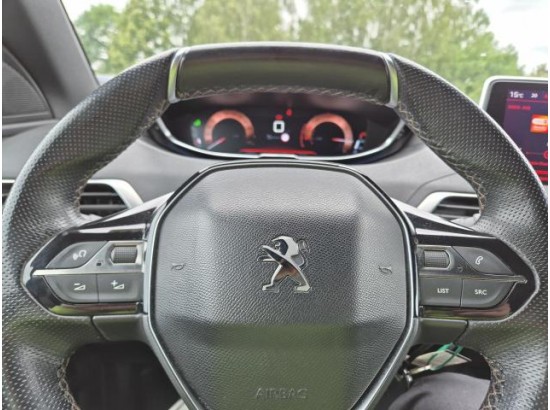 2018 Peugeot 3008 Allure