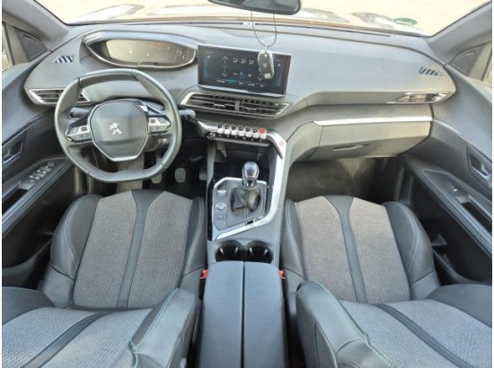 2024 Peugeot 5008 Allure Pack