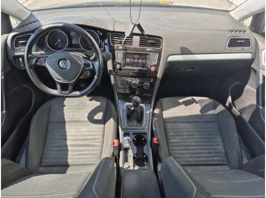 2015 Volkswagen Golf VII Lim. Comfortline BMT