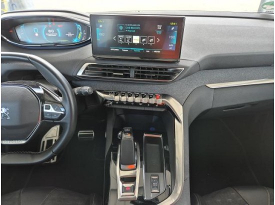 2021 Peugeot 3008 Hybrid 225 Roadtrip